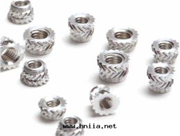鋁(lǚ)螺母