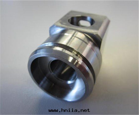 直(zhí)接噴射式燃料泵殼(ké)