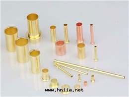 非(fēi)标(biāo)鉚钉3