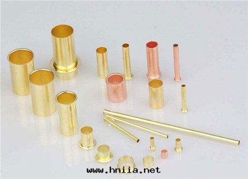 非(fēi)标(biāo)鉚钉3