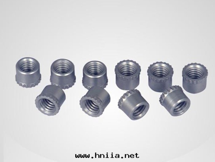 CPU主(zhǔ)闆螺母